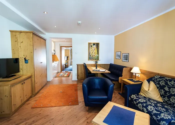 Zur Rose * シュタイナハ・アム・ブレンナー