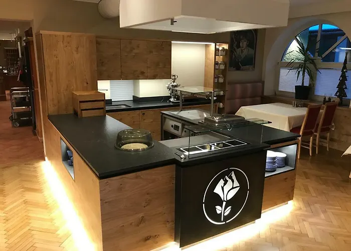 アパート Zur Rose